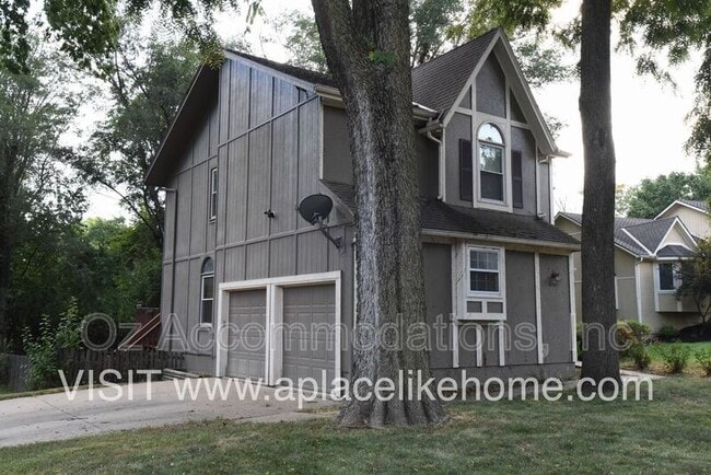 Building Photo - 6301 W 153rd St