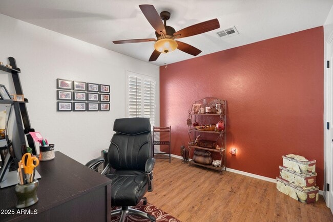 Building Photo - 322 W Mountain Sage Dr