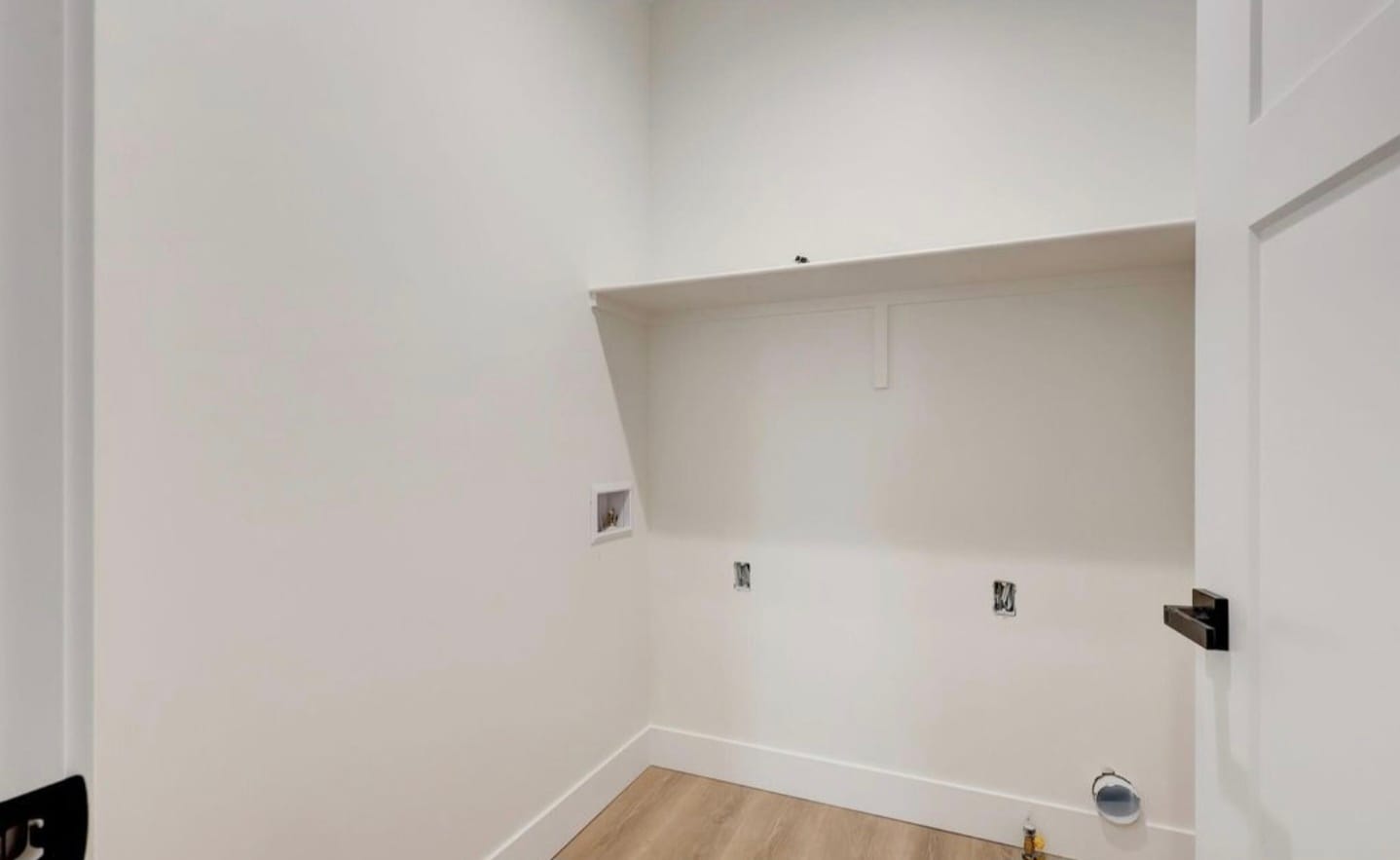 Building Photo - 2631 N Prospect Dr