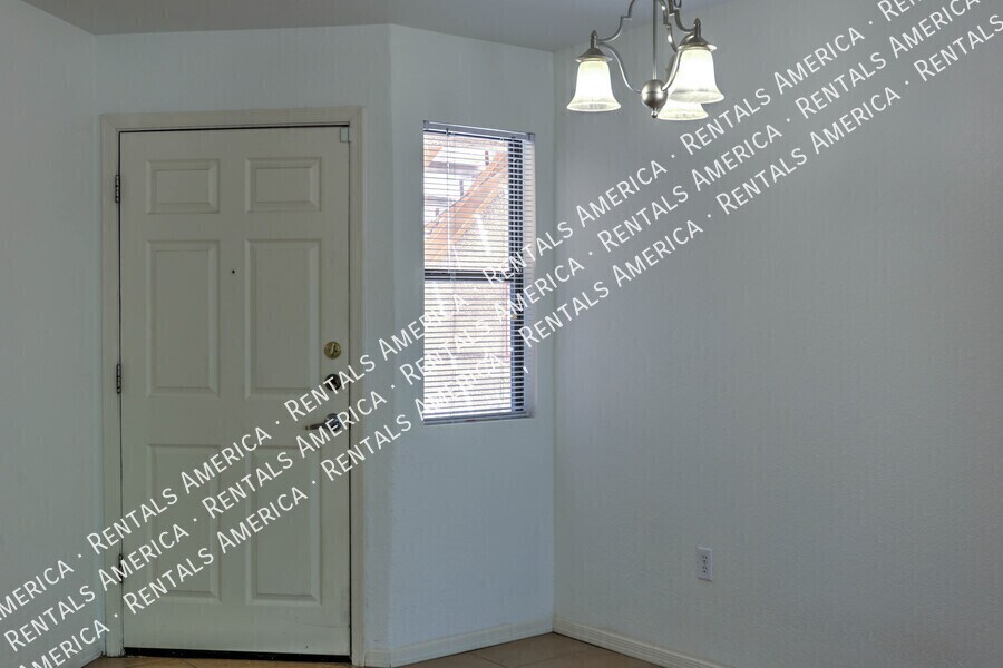 Building Photo - 7255 E Snyder Rd