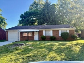 Building Photo - 3 bedroom home for rent