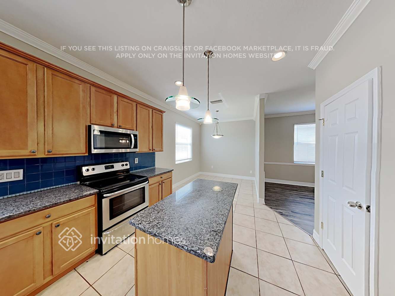 Building Photo - 16106 Bridgepark Dr