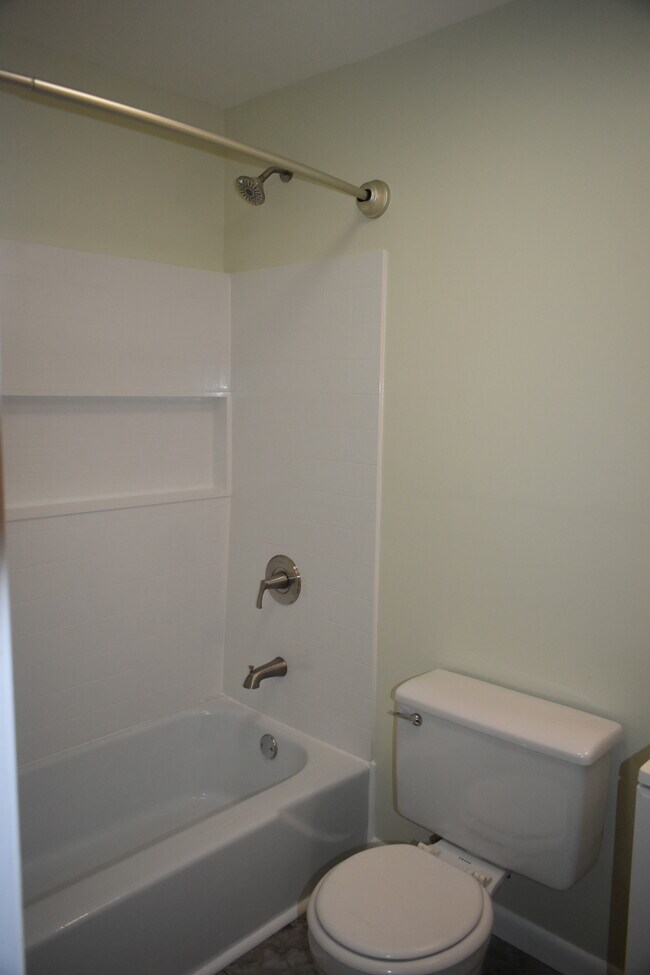 Building Photo - 1550 CT-12