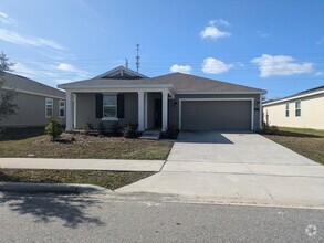 Building Photo - Spacious 3-Bedroom, 2-Bath Home for Rent i...