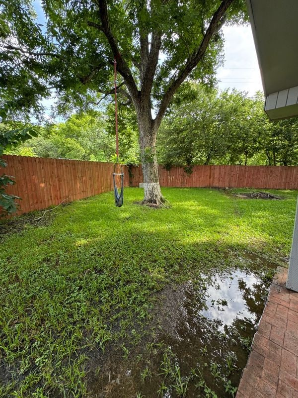 Building Photo - 7240 Kings Dr