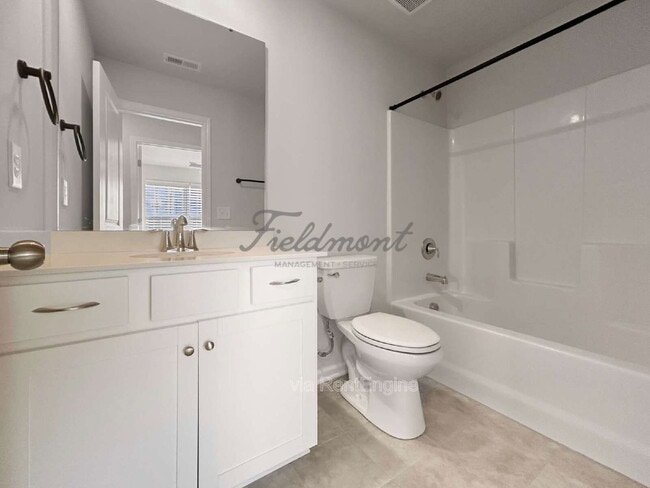 Building Photo - 209 Stammer Ln