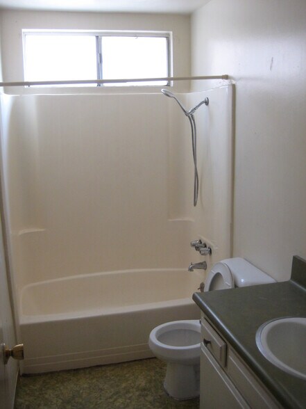 Bathroom 2 - 5860 Orange Ave