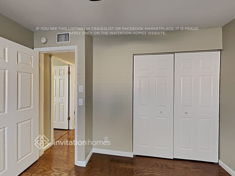 Building Photo - 7789 Courtyard Run W