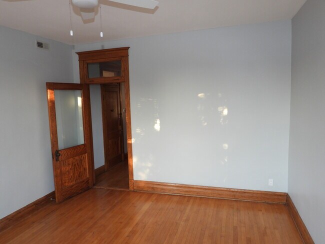 Building Photo - 2519 S Millard Ave