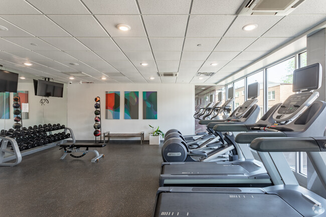 Fitness Center - 901 Western | Student Housing