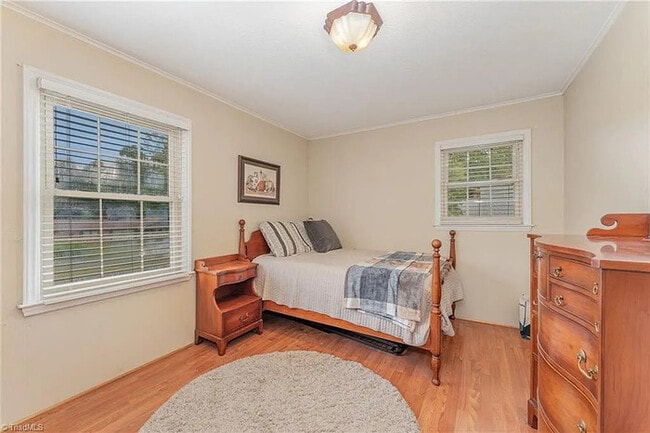 Building Photo - Earn Wealth While Leasing - Like a Homeown...