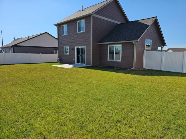 Building Photo - 906 Concerto Lane