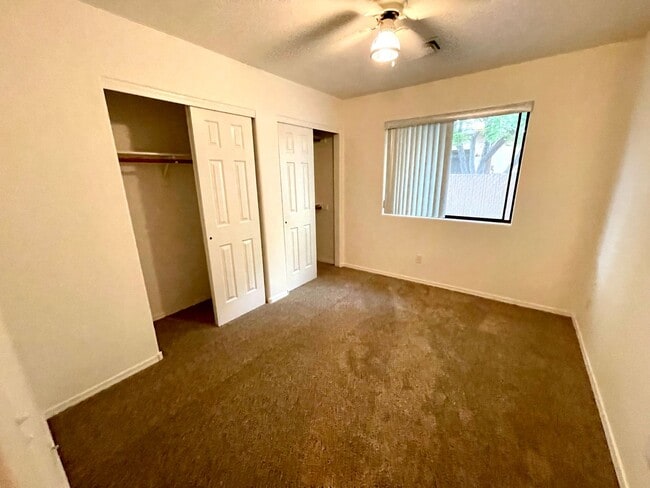 Building Photo - 2021 Chambers Ave