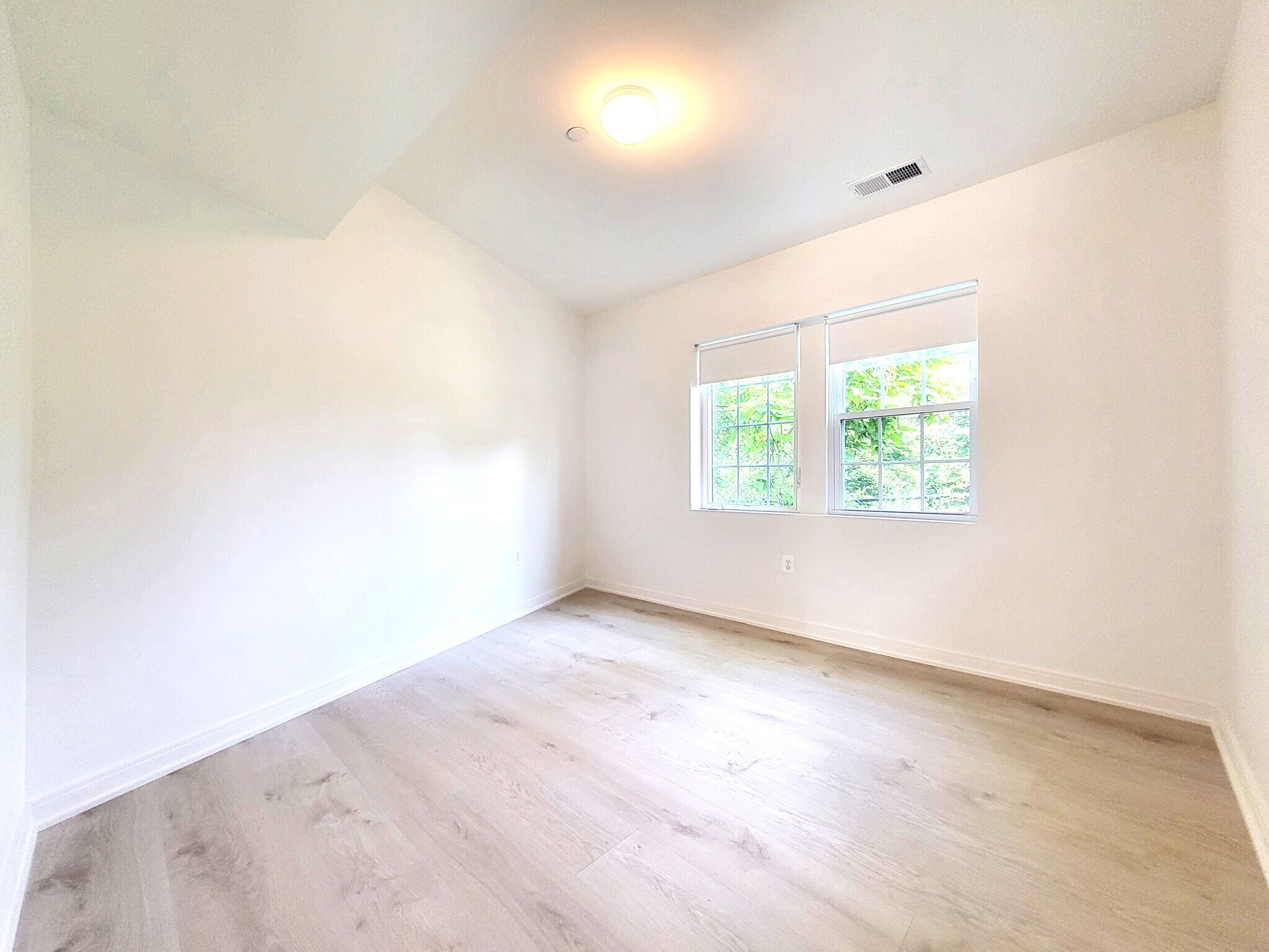 Building Photo - 4710 41st St NW