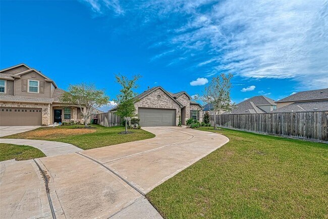 Building Photo - 20202 Creekdale Bend Dr