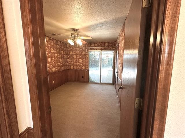 Building Photo - 10219 Dale Crest Dr
