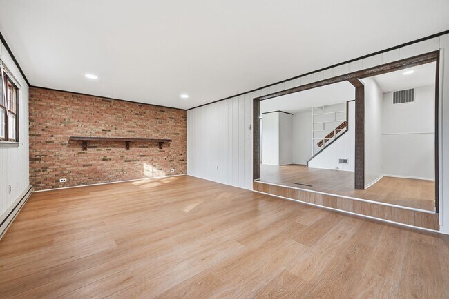 Building Photo - 1403 Uelen Ct