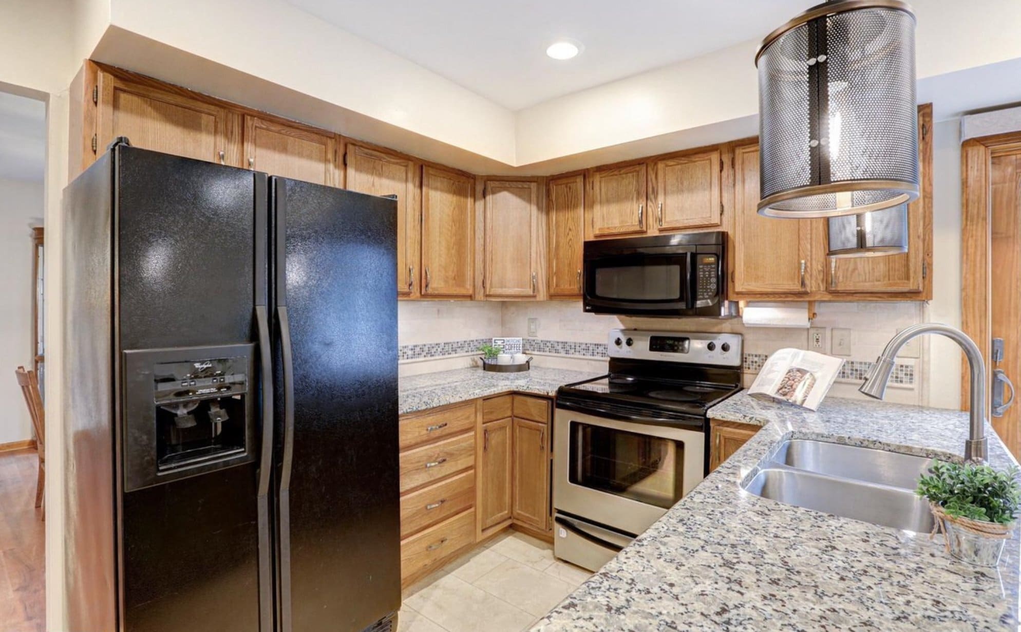 Building Photo - 4024 Rosetree Ln