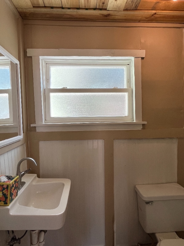 Building Photo - 3534 Haines Rd N