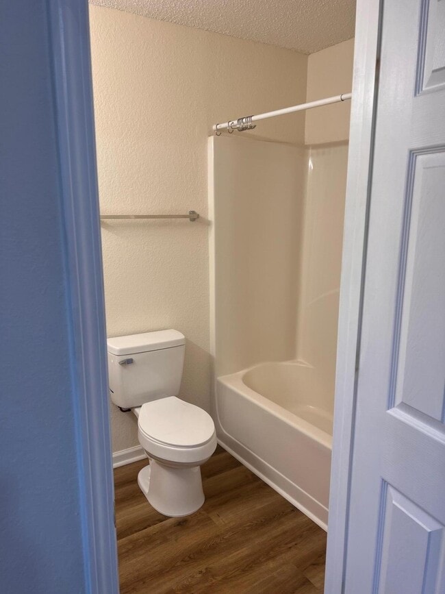 Building Photo - 240 Swaying Pine Ct