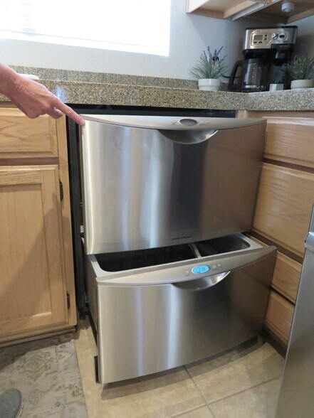 Kitchen - Dual Drawer Dishwasher - 11515 N 91st St