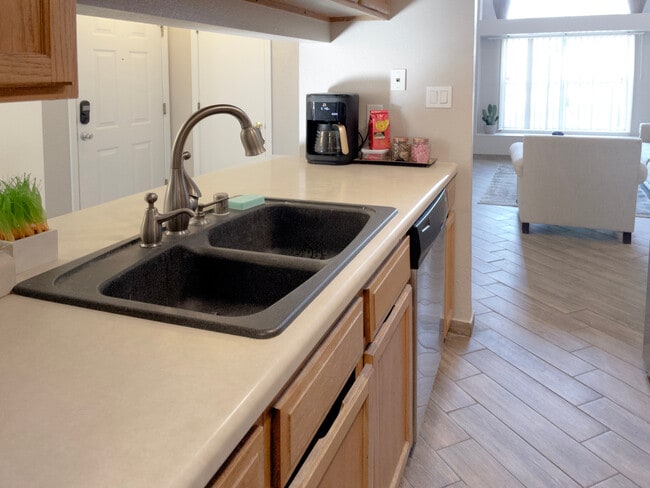 Kitchen - 5462 Gold Rush Dr NW