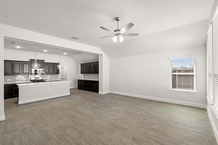 Building Photo - 103 Whistling DuckBalch Spgs
