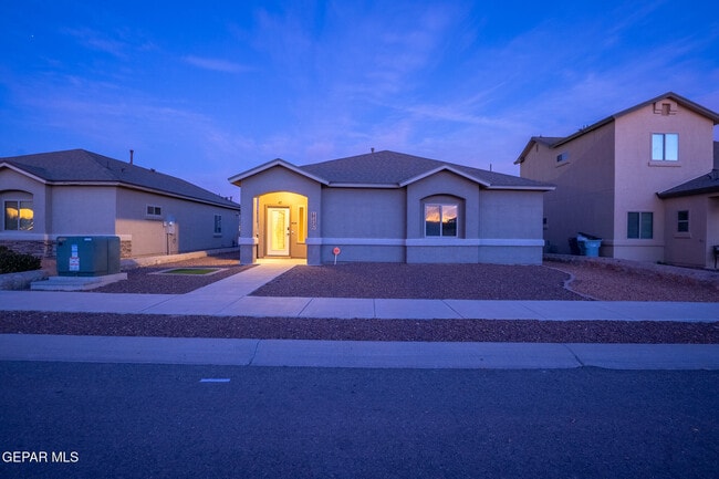 Building Photo - 2032 Thomas Lackland St