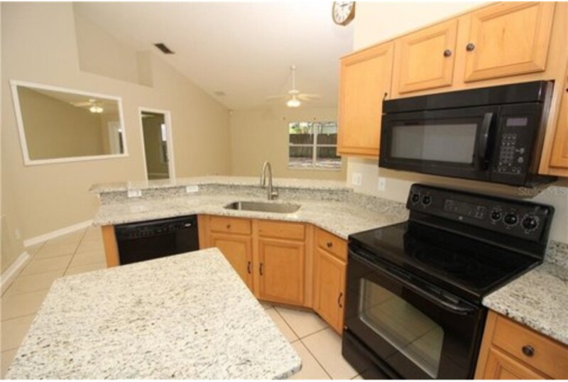 Building Photo - 305 Garden Oak Ct