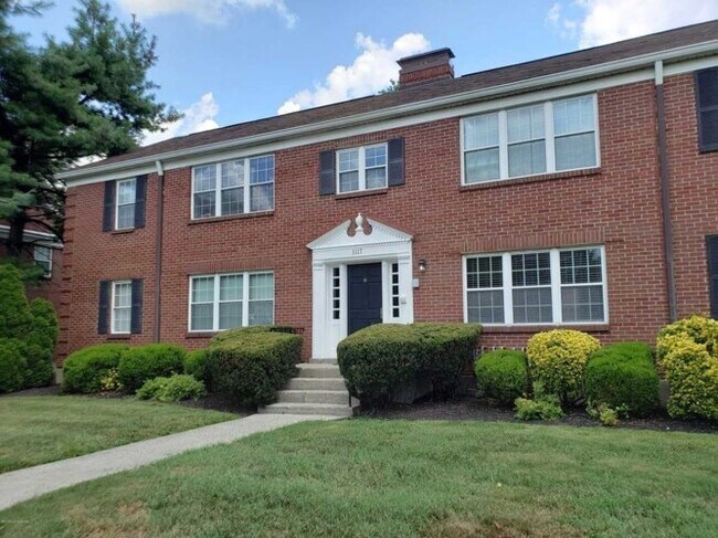 Primary Photo - 1117 Baxter Ave