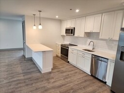 Building Photo - 522 Bridge St