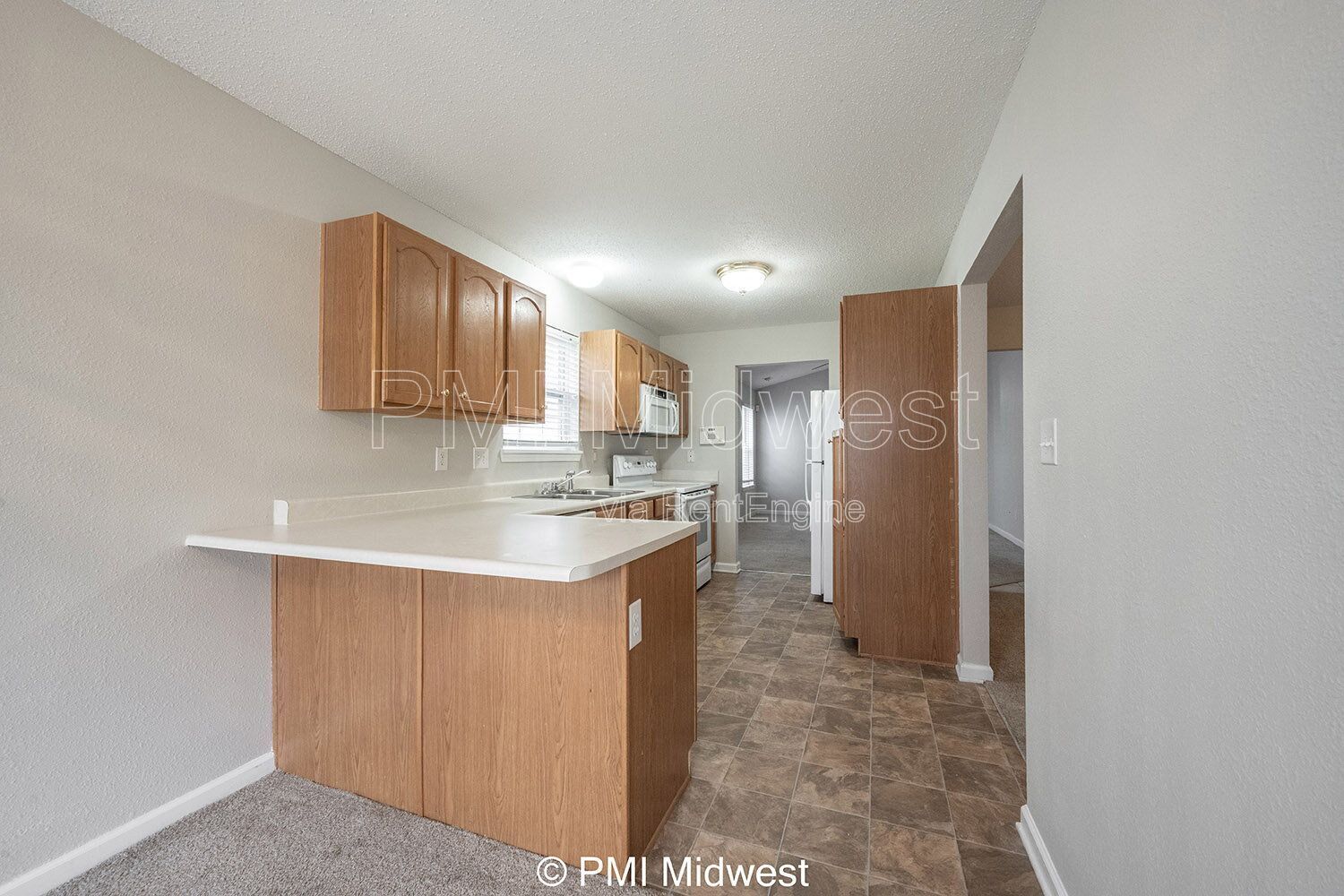 Building Photo - 19496 Prairie Crossing Dr