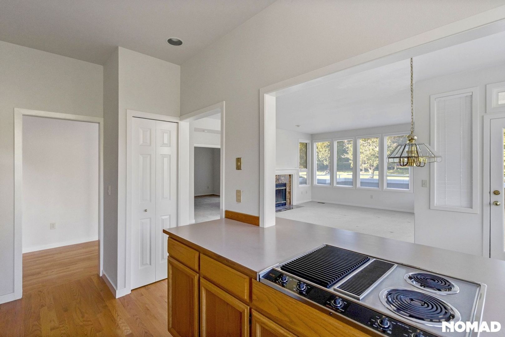 Building Photo - 60 Fairway Ln