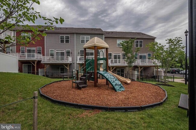 Building Photo - 6002 Camerons Ferry Dr