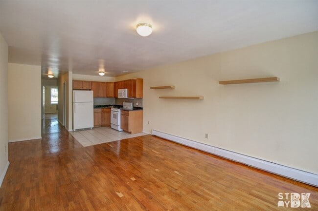 Building Photo - 245 Skillman Ave