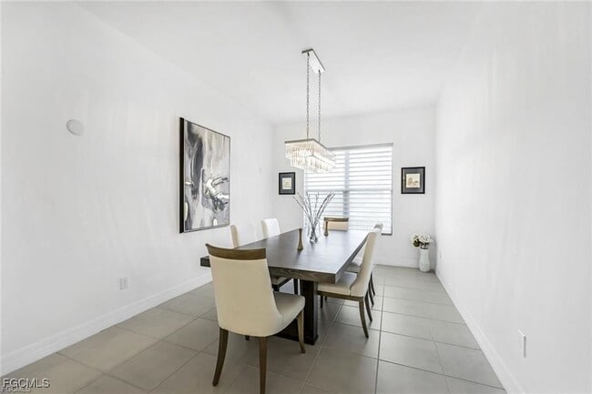 Building Photo - 11502 Meadowrun Cir