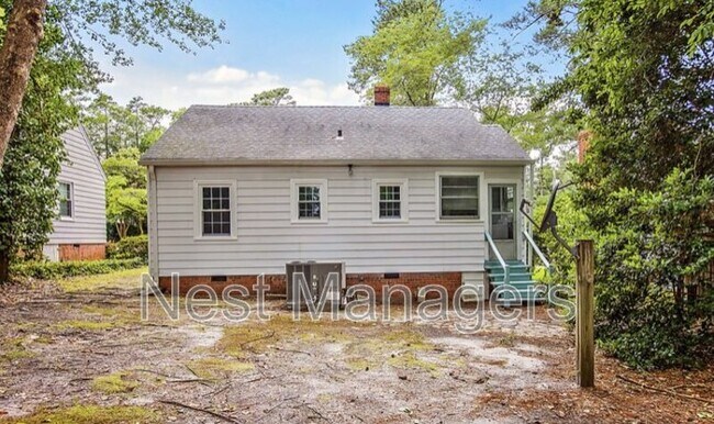 Building Photo - 604 Pilot Ave