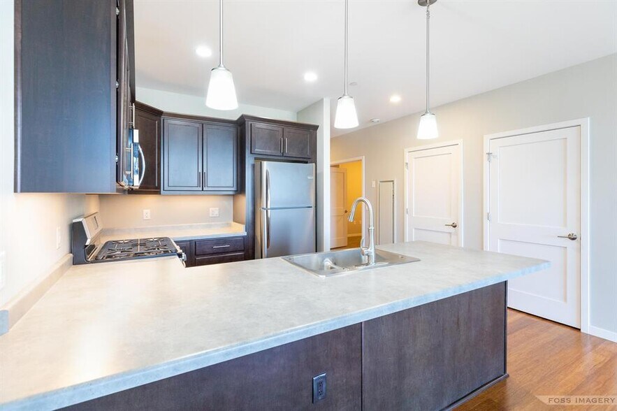 Building Photo - 625 N Segoe Rd