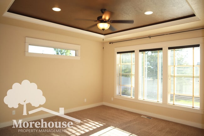 Building Photo - 7910 S Desert Ridge Ave