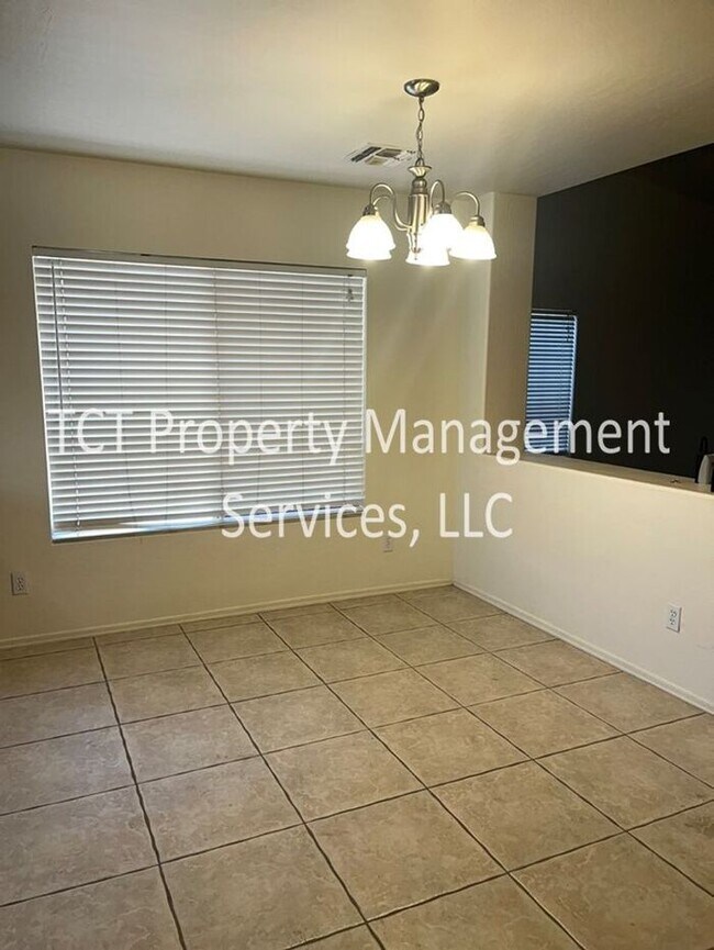 Building Photo - Great 3 Bedroom Home In San Tan Ranch!