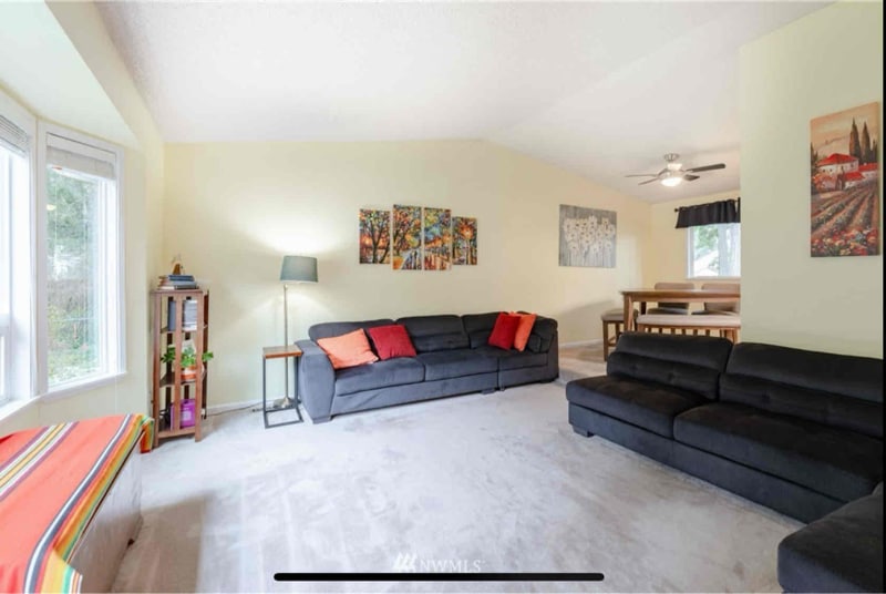 Building Photo - 4744 Beverly Dr NE