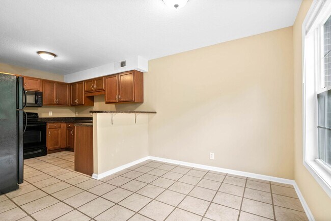 Building Photo - 545 Patriot Park Ct