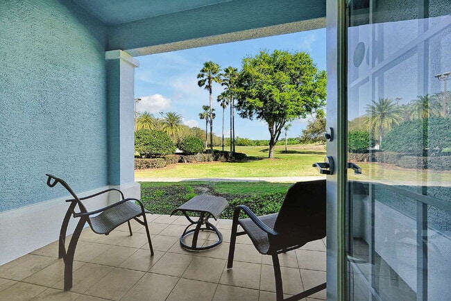 Building Photo - "Beautifully Furnished 3-Bedroom Condo in Desirable Heritage Crossing"