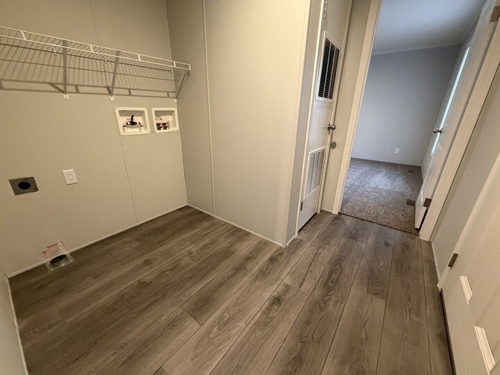 Building Photo - 38062 St Tropez Dr