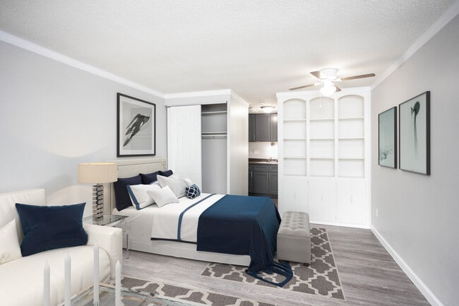 Building Photo - Community View