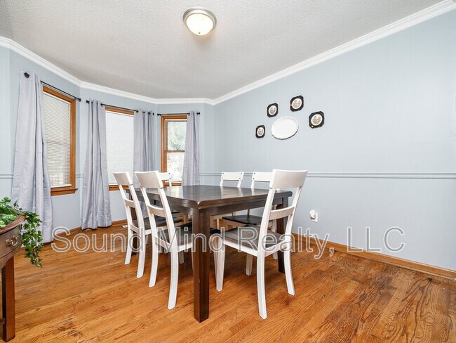 Building Photo - 3600 Ladywood Ct