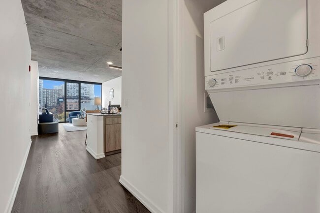 Building Photo - 808 N Cleveland Ave