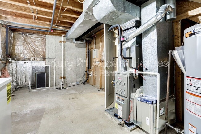 Building Photo - 5328 Larochelle Ct