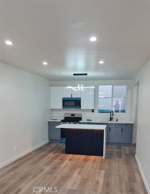 Building Photo - 3030 W 12th St