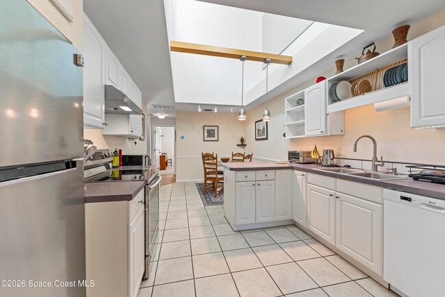 Building Photo - 1479 Beechfern Dr